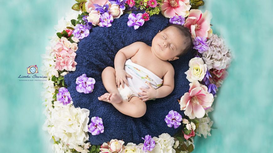 Newborn Baby Photography by Little Stories