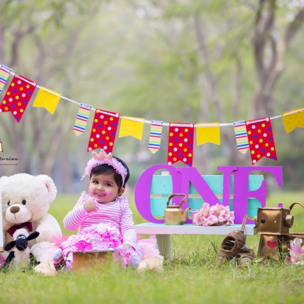 Cake Smash Photography in Noida by Little Stories